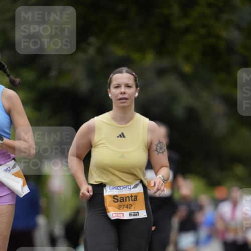 30.08.2026 - Blankeneser Heldenlauf Patografie http://msf.ph/oto/10091387 30.08.2026 12:16:44 Ziel 2495, 2742, 2747, 4080 meine-sportfotos.de