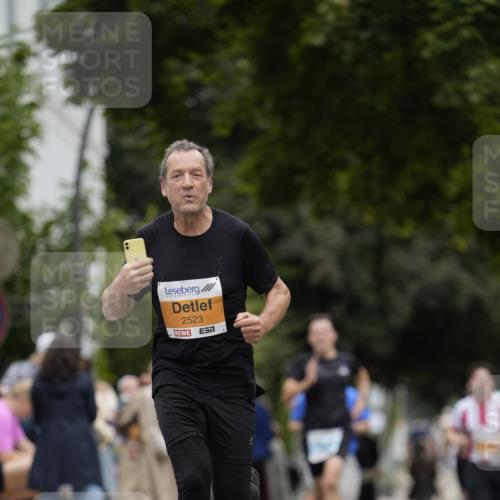 30.08.2026 - Blankeneser Heldenlauf Patografie http://msf.ph/oto/10091394 30.08.2026 12:16:53 Ziel 2523, 2742, 2747 meine-sportfotos.de