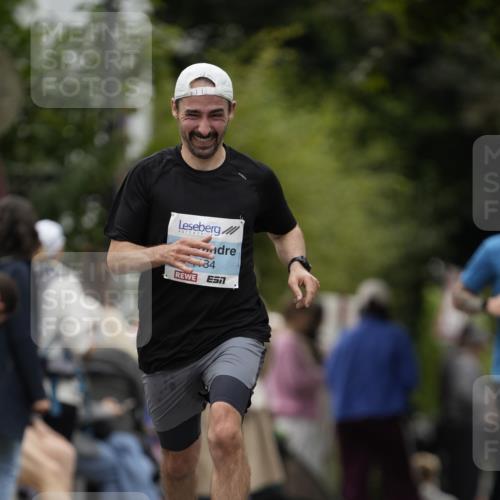 30.08.2026 - Blankeneser Heldenlauf Patografie http://msf.ph/oto/10091413 30.08.2026 12:17:31 Ziel 4055, 4134 meine-sportfotos.de
