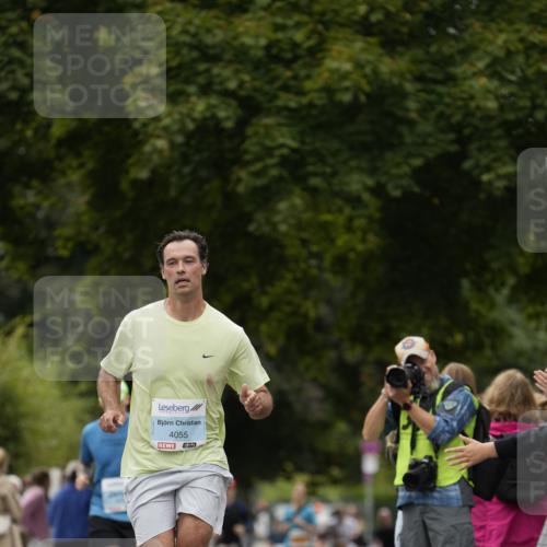 30.08.2026 - Blankeneser Heldenlauf Patografie http://msf.ph/oto/10091417 30.08.2026 12:17:33 Ziel 4055, 4134 meine-sportfotos.de