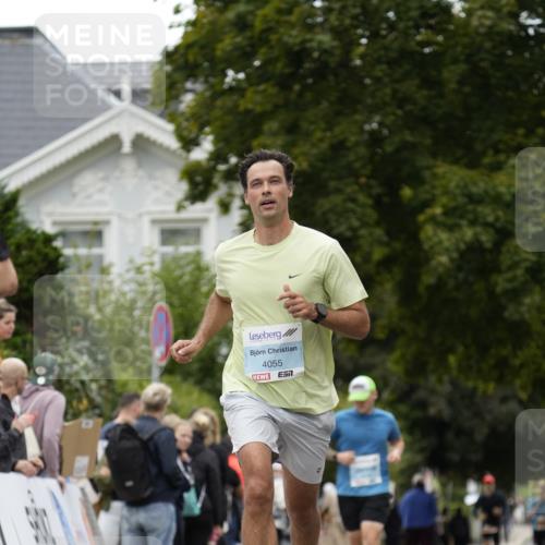 30.08.2026 - Blankeneser Heldenlauf Patografie http://msf.ph/oto/10091419 30.08.2026 12:17:35 Ziel 4055, 4134, 4272 meine-sportfotos.de