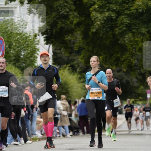 30.08.2026 - Blankeneser Heldenlauf Patografie http://msf.ph/oto/10091426 30.08.2026 12:17:54 Ziel 2094, 2095, 4211, 4283 meine-sportfotos.de