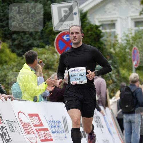 30.08.2026 - Blankeneser Heldenlauf Patografie http://msf.ph/oto/10091428 30.08.2026 12:17:56 Ziel 2094, 2095, 4211, 4283 meine-sportfotos.de