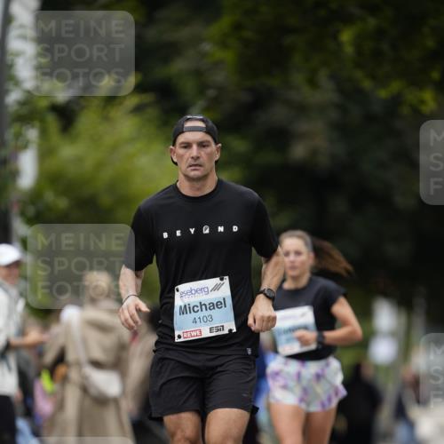 30.08.2026 - Blankeneser Heldenlauf Patografie http://msf.ph/oto/10091435 30.08.2026 12:18:09 Ziel 2231, 2406, 4103, 4385 meine-sportfotos.de