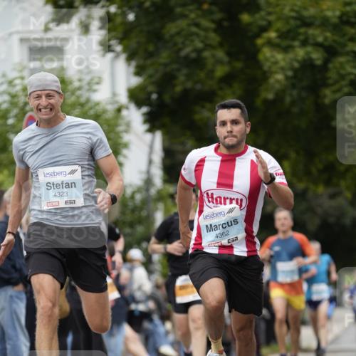 30.08.2026 - Blankeneser Heldenlauf Patografie http://msf.ph/oto/10091450 30.08.2026 12:18:45 Ziel 2216, 2217, 2867, 4323, 4362 meine-sportfotos.de