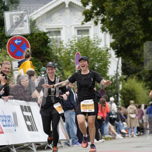 30.08.2026 - Blankeneser Heldenlauf Patografie http://msf.ph/oto/10091453 30.08.2026 12:18:47 Ziel 2216, 2217, 4271, 4323, 4362 meine-sportfotos.de