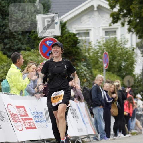 30.08.2026 - Blankeneser Heldenlauf Patografie http://msf.ph/oto/10091455 30.08.2026 12:18:49 Ziel 2216, 2217, 4271, 4323, 4362 meine-sportfotos.de