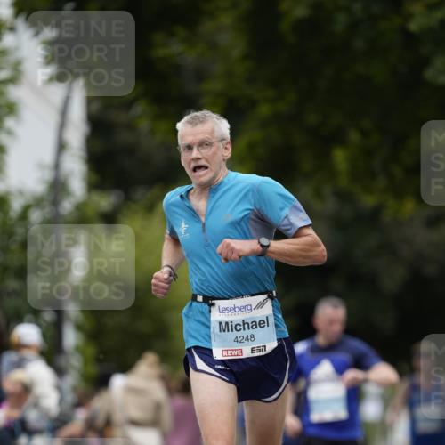 30.08.2026 - Blankeneser Heldenlauf Patografie http://msf.ph/oto/10091458 30.08.2026 12:18:52 Ziel 2216, 2217, 4248, 4271, 4323, 4362 meine-sportfotos.de