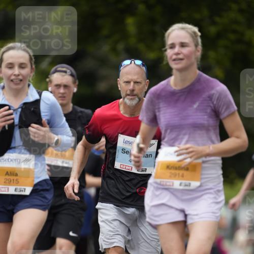 30.08.2026 - Blankeneser Heldenlauf Patografie http://msf.ph/oto/10091486 30.08.2026 12:19:41 Ziel 2914, 2915, 4183 meine-sportfotos.de