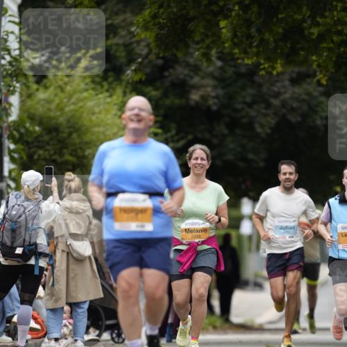 30.08.2026 - Blankeneser Heldenlauf Patografie http://msf.ph/oto/10091497 30.08.2026 12:19:54 Ziel 2040, 2280, 2476, 4301 meine-sportfotos.de