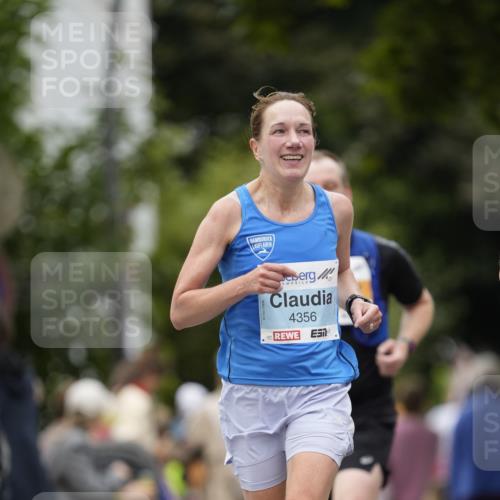30.08.2026 - Blankeneser Heldenlauf Patografie http://msf.ph/oto/10091524 30.08.2026 12:20:35 Ziel 4256, 4356, 4418 meine-sportfotos.de