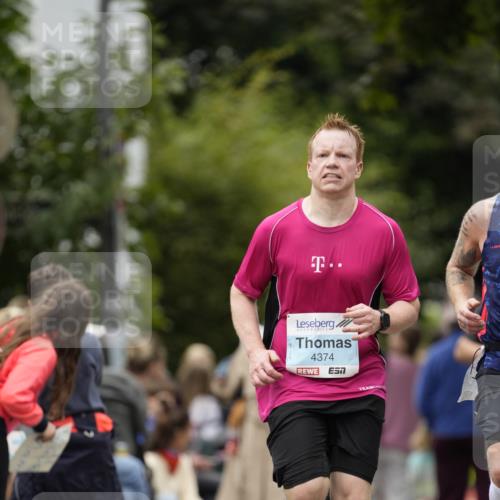30.08.2026 - Blankeneser Heldenlauf Patografie http://msf.ph/oto/10091548 30.08.2026 12:21:16 Ziel 4067, 4374, 4393 meine-sportfotos.de