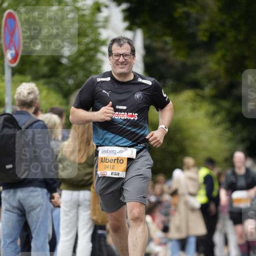30.08.2026 - Blankeneser Heldenlauf Patografie http://msf.ph/oto/10091553 30.08.2026 12:21:28 Ziel 2412, 2837, 4247, 4374 meine-sportfotos.de