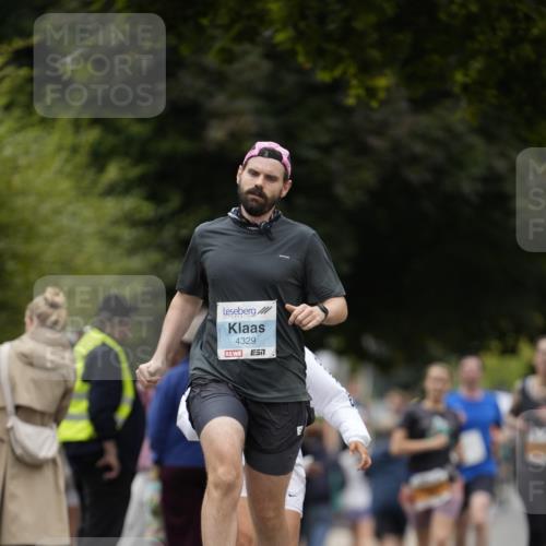 30.08.2026 - Blankeneser Heldenlauf Patografie http://msf.ph/oto/10091572 30.08.2026 12:21:48 Ziel 2472, 4092, 4179, 4225, 4379 meine-sportfotos.de