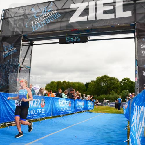 30.08.2026 - Elbe Triathlon Hamburg LAZAROV Photography http://msf.ph/oto/10091577 30.08.2026 13:03:21 Ziel 1813, 1885 meine-sportfotos.de