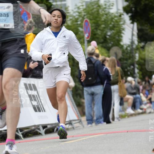 30.08.2026 - Blankeneser Heldenlauf Patografie http://msf.ph/oto/10091580 30.08.2026 12:21:57 Ziel 2793, 4329 meine-sportfotos.de