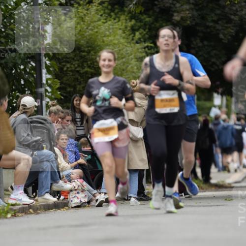 30.08.2026 - Blankeneser Heldenlauf Patografie http://msf.ph/oto/10091590 30.08.2026 12:22:02 Ziel 2793, 4322, 4329 meine-sportfotos.de