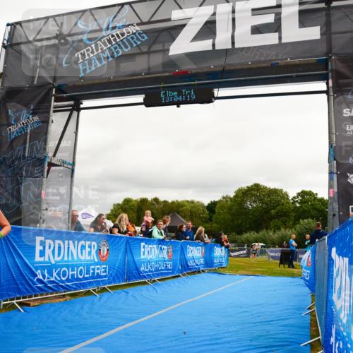 30.08.2026 - Elbe Triathlon Hamburg LAZAROV Photography http://msf.ph/oto/10091629 30.08.2026 13:04:20 Ziel 1786, 1814 meine-sportfotos.de