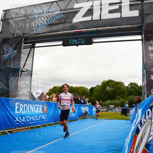 30.08.2026 - Elbe Triathlon Hamburg LAZAROV Photography http://msf.ph/oto/10091644 30.08.2026 13:04:48 Ziel 1805, 1866 meine-sportfotos.de