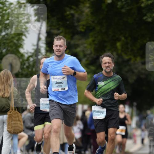 30.08.2026 - Blankeneser Heldenlauf Patografie http://msf.ph/oto/10091646 30.08.2026 12:22:46 Ziel 2151, 2381, 2620, 2941, 4188, 4297, 4318, 4319, 4370, 4448 meine-sportfotos.de