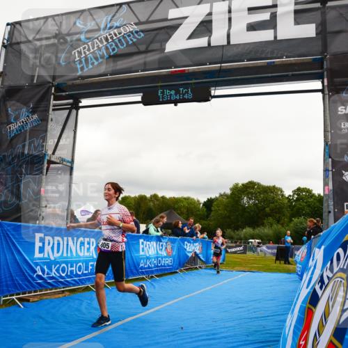 30.08.2026 - Elbe Triathlon Hamburg LAZAROV Photography http://msf.ph/oto/10091648 30.08.2026 13:04:49 Ziel 1805, 1866 meine-sportfotos.de