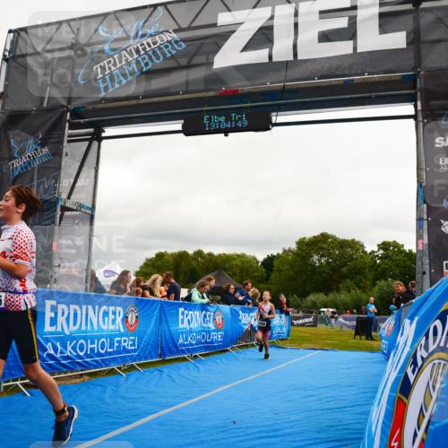 30.08.2026 - Elbe Triathlon Hamburg LAZAROV Photography http://msf.ph/oto/10091655 30.08.2026 13:04:49 Ziel 1805, 1866 meine-sportfotos.de