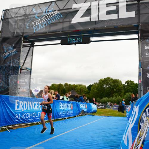 30.08.2026 - Elbe Triathlon Hamburg LAZAROV Photography http://msf.ph/oto/10091659 30.08.2026 13:04:51 Ziel 1805, 1866 meine-sportfotos.de