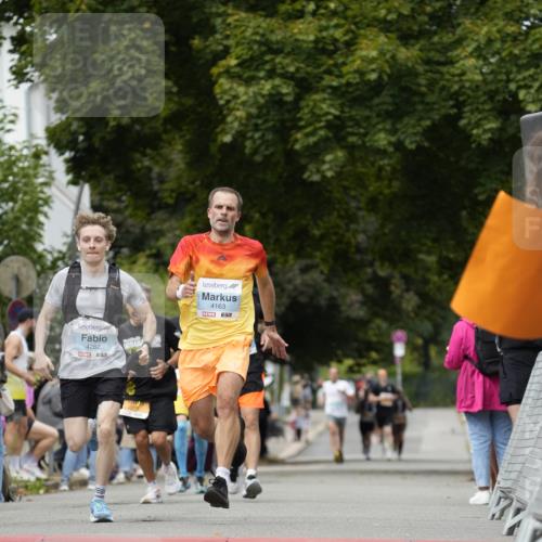30.08.2026 - Blankeneser Heldenlauf Patografie http://msf.ph/oto/10091675 30.08.2026 12:23:13 Ziel 4145, 4163, 4282, 4359 meine-sportfotos.de