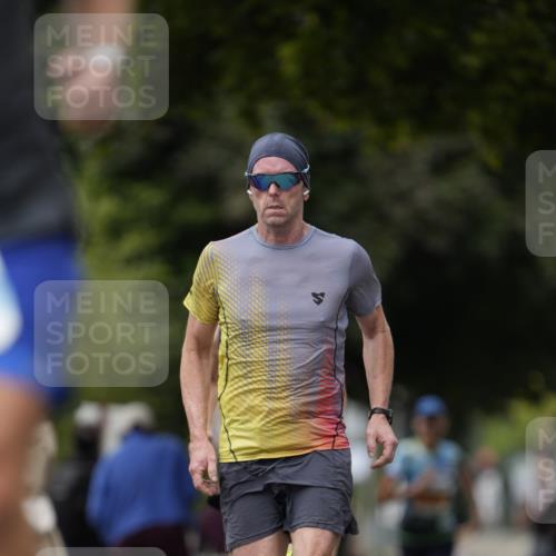 30.08.2026 - Blankeneser Heldenlauf Patografie http://msf.ph/oto/10091711 30.08.2026 12:23:39 Ziel 2075, 2489, 4094, 4115, 4462 meine-sportfotos.de