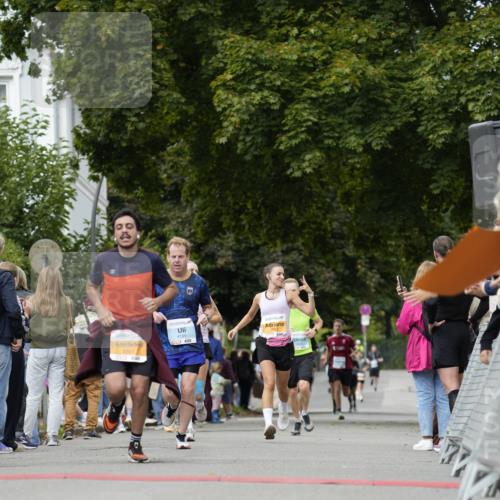 30.08.2026 - Blankeneser Heldenlauf Patografie http://msf.ph/oto/10091760 30.08.2026 12:24:17 Ziel 2201, 4199 meine-sportfotos.de
