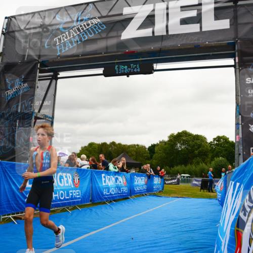 30.08.2026 - Elbe Triathlon Hamburg LAZAROV Photography http://msf.ph/oto/10091767 30.08.2026 13:07:45 Ziel 1778 meine-sportfotos.de
