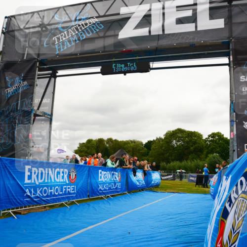 30.08.2026 - Elbe Triathlon Hamburg LAZAROV Photography http://msf.ph/oto/10091776 30.08.2026 13:09:04 Ziel 1789 meine-sportfotos.de