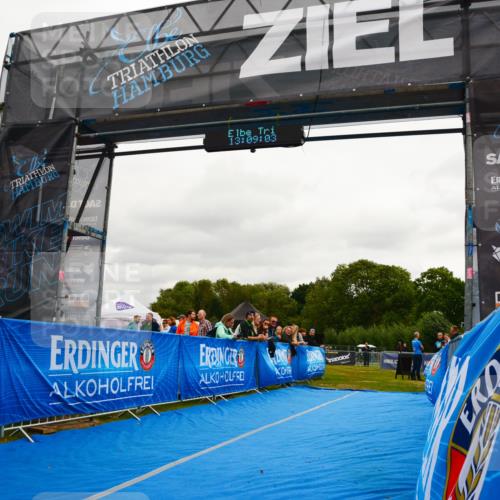 30.08.2026 - Elbe Triathlon Hamburg LAZAROV Photography http://msf.ph/oto/10091778 30.08.2026 13:09:04 Ziel 1789 meine-sportfotos.de