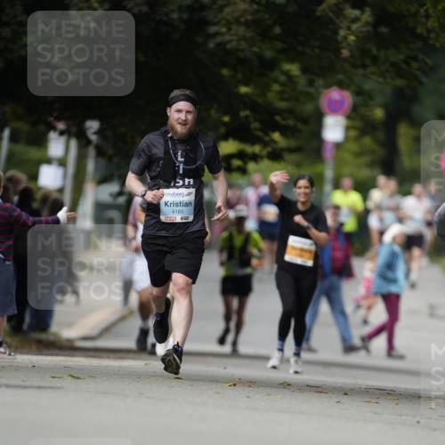 30.08.2026 - Blankeneser Heldenlauf Patografie http://msf.ph/oto/10091791 30.08.2026 12:24:38 Ziel 4084 meine-sportfotos.de