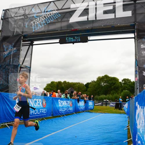 30.08.2026 - Elbe Triathlon Hamburg LAZAROV Photography http://msf.ph/oto/10091811 30.08.2026 13:09:25 Ziel 1777, 1828 meine-sportfotos.de