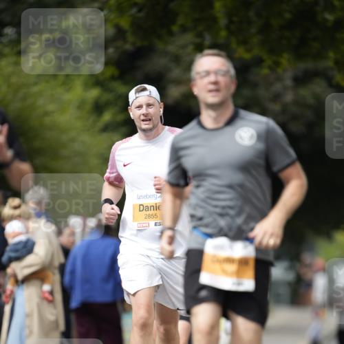 30.08.2026 - Blankeneser Heldenlauf Patografie http://msf.ph/oto/10091820 30.08.2026 12:24:58 Ziel 2596, 2800 meine-sportfotos.de