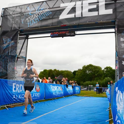 30.08.2026 - Elbe Triathlon Hamburg LAZAROV Photography http://msf.ph/oto/10091822 30.08.2026 13:10:37 Ziel 1698 meine-sportfotos.de