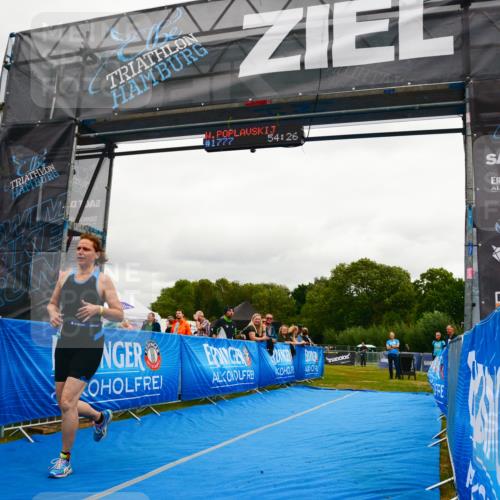 30.08.2026 - Elbe Triathlon Hamburg LAZAROV Photography http://msf.ph/oto/10091824 30.08.2026 13:10:38 Ziel 1698 meine-sportfotos.de