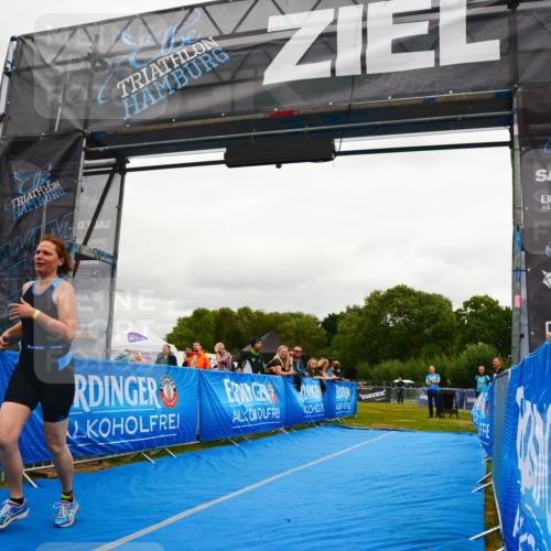 30.08.2026 - Elbe Triathlon Hamburg LAZAROV Photography http://msf.ph/oto/10091826 30.08.2026 13:10:38 Ziel 1698 meine-sportfotos.de