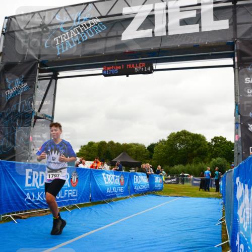 30.08.2026 - Elbe Triathlon Hamburg LAZAROV Photography http://msf.ph/oto/10091855 30.08.2026 13:13:47 Ziel 1793 meine-sportfotos.de
