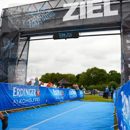 30.08.2026 - Elbe Triathlon Hamburg LAZAROV Photography http://msf.ph/oto/10091861 30.08.2026 13:13:48 Ziel 1793 meine-sportfotos.de