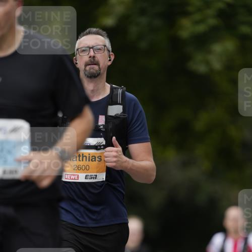 30.08.2026 - Blankeneser Heldenlauf Patografie http://msf.ph/oto/10091895 30.08.2026 12:26:10 Ziel 2600, 2690, 4464, 4479 meine-sportfotos.de