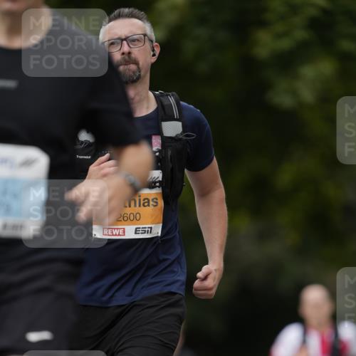 30.08.2026 - Blankeneser Heldenlauf Patografie http://msf.ph/oto/10091897 30.08.2026 12:26:10 Ziel 2600, 2690, 4464, 4479 meine-sportfotos.de