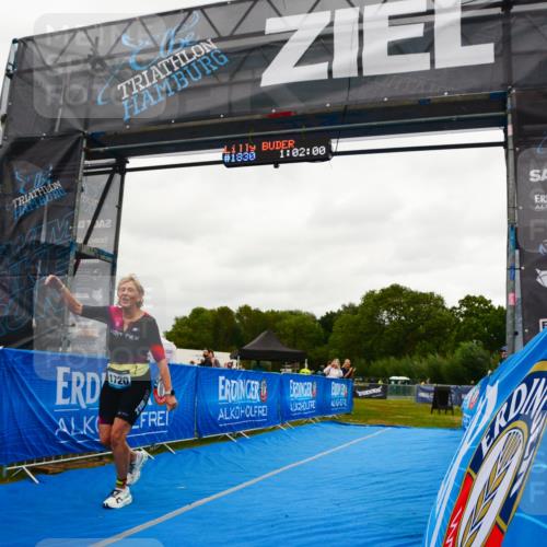 30.08.2026 - Elbe Triathlon Hamburg LAZAROV Photography http://msf.ph/oto/10091900 30.08.2026 13:18:00 Ziel 1720 meine-sportfotos.de