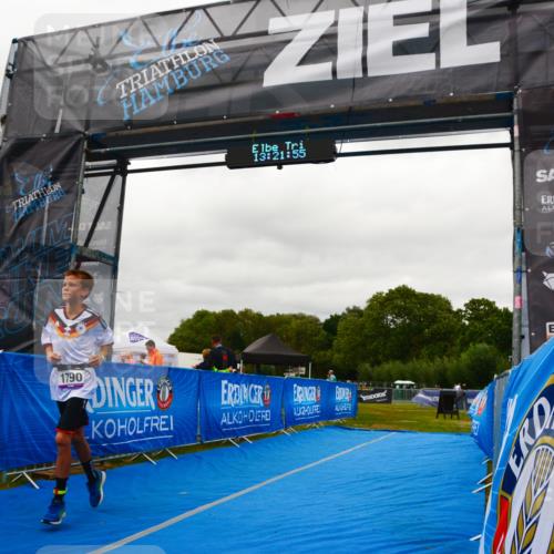 30.08.2026 - Elbe Triathlon Hamburg LAZAROV Photography http://msf.ph/oto/10091912 30.08.2026 13:21:55 Ziel 1790 meine-sportfotos.de
