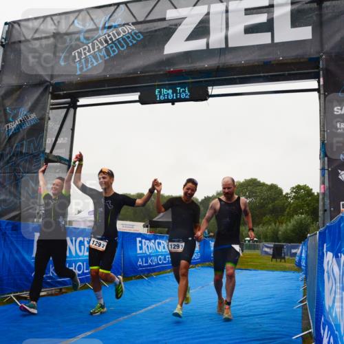 30.08.2026 - Elbe Triathlon Hamburg LAZAROV Photography http://msf.ph/oto/10091919 30.08.2026 16:01:02 Ziel  meine-sportfotos.de