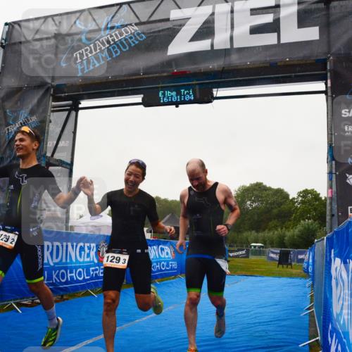 30.08.2026 - Elbe Triathlon Hamburg LAZAROV Photography http://msf.ph/oto/10091923 30.08.2026 16:01:03 Ziel  meine-sportfotos.de