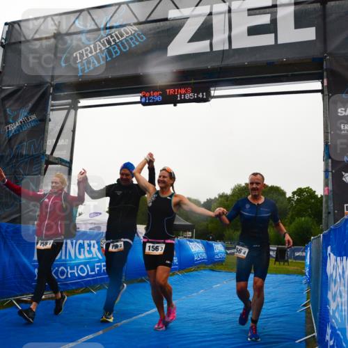 30.08.2026 - Elbe Triathlon Hamburg LAZAROV Photography http://msf.ph/oto/10091933 30.08.2026 16:09:40 Ziel  meine-sportfotos.de