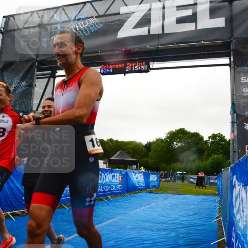 30.08.2026 - Elbe Triathlon Hamburg LAZAROV Photography http://msf.ph/oto/10091950 30.08.2026 16:15:54 Ziel  meine-sportfotos.de