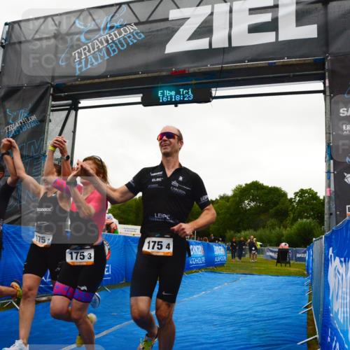 30.08.2026 - Elbe Triathlon Hamburg LAZAROV Photography http://msf.ph/oto/10091960 30.08.2026 16:18:23 Ziel  meine-sportfotos.de